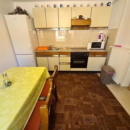 Apartment Cutul Salatić Buitenkant foto